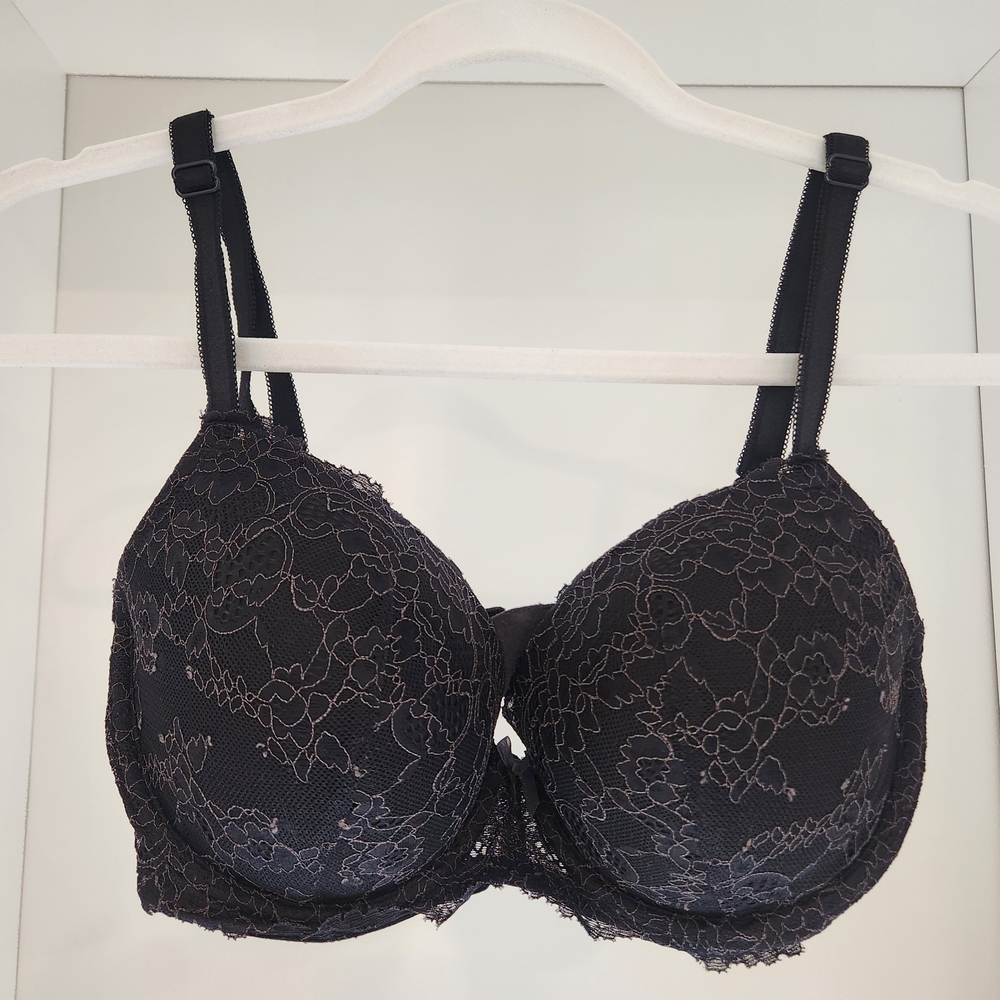 Victoria's Secret Black Lace Underwire Bra